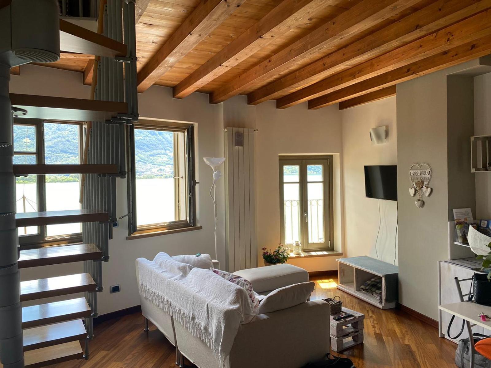 Casa Marina Leilighet Lovere Eksteriør bilde